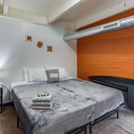 로체스터 Centric Modern Loft W/ King Beds 아파트 외부 사진